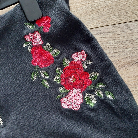 Black Mini Skirt with Embroidered Flowers by Ardene - Picture 3 of 8